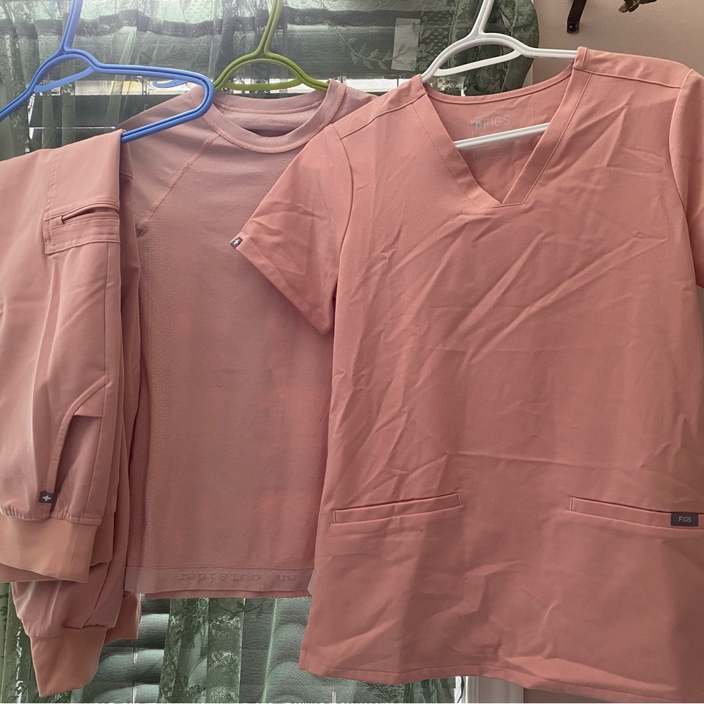 Pink Figs Scrubs Set